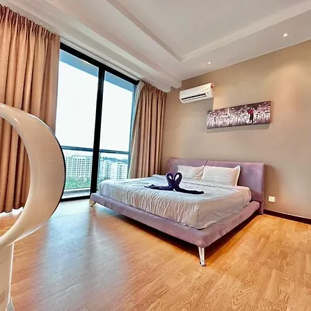 Jeff And Ricky Homestay 8 Boulevard Imperial Suites Kuching Exterior photo