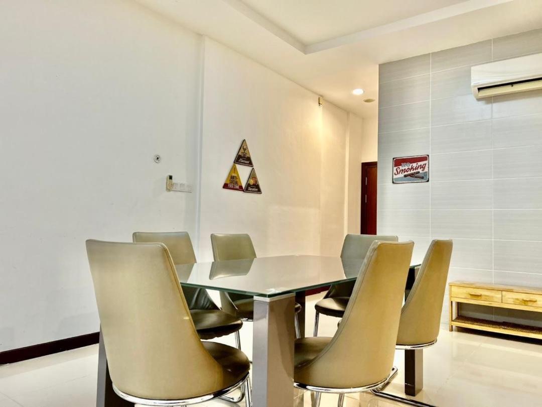 Apartment Jeff And Ricky Homestay 8 Boulevard Imperial